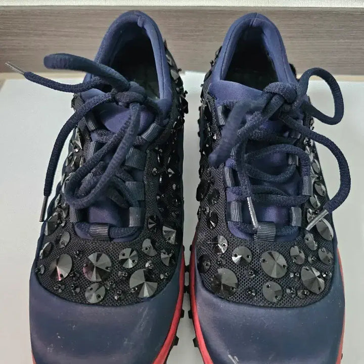 [BUNJANG] Miu Miu Studded Sneakers / 미우미우 스터드 장식 스니커즈 230