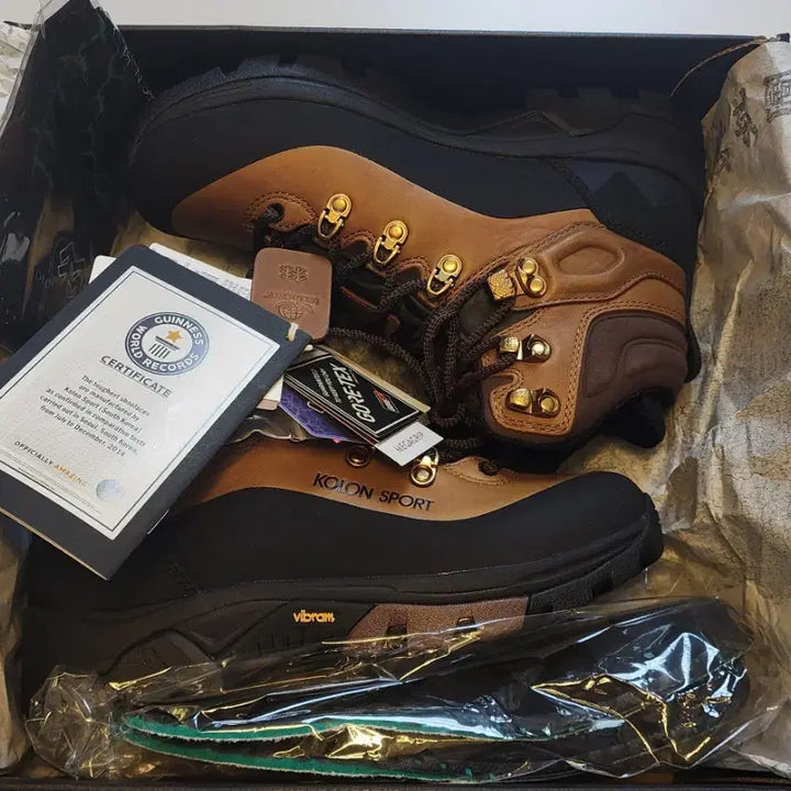 [BUNJANG] Kolon Sport 50th Anniversary Hiking Boots 2744 / 코오롱스포츠 2744 50주년 기념 등산화