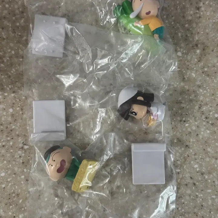 [BUNJANG] Crayon Shin-chan Ramen Stopper Figures (Character Set) / [새상품] 짱구 라면스토퍼 피규어 (수지/훈이/철수)