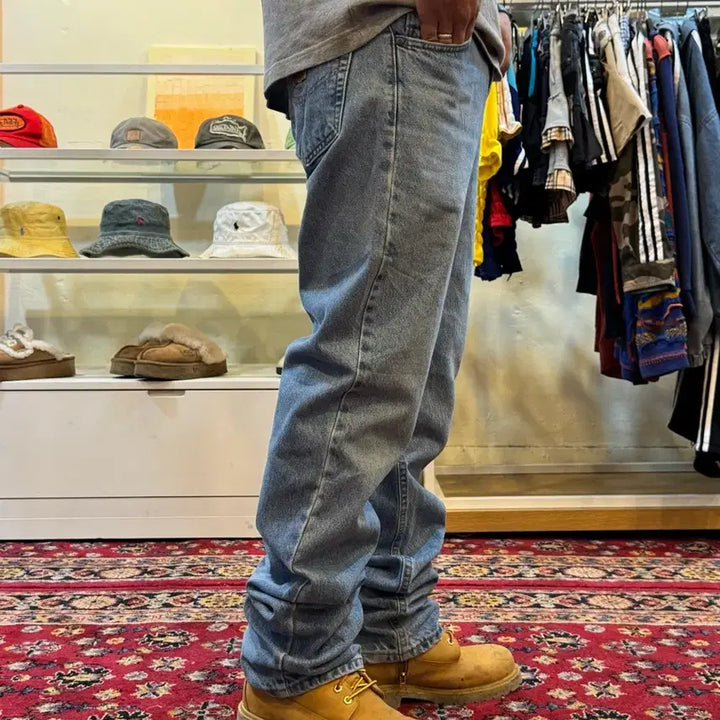 [SOLD OUT] 칼하트 B18 STW 빈티지 데님 팬츠 32in