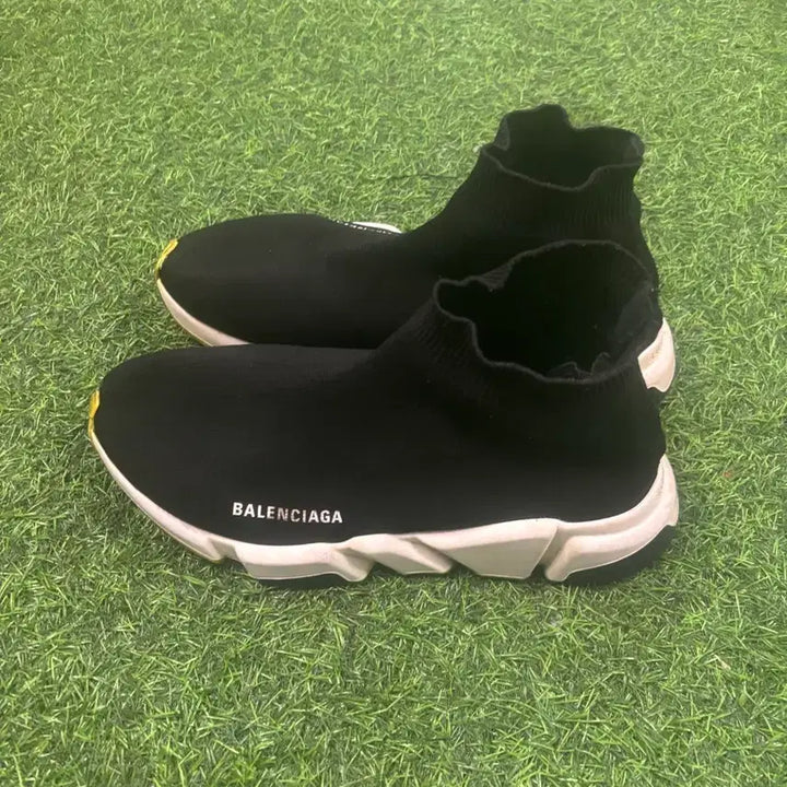 [BUNJANG] Balenciaga Speed Runner Black Sneakers / 발렌시아가 스피드러너 블랙 운동화