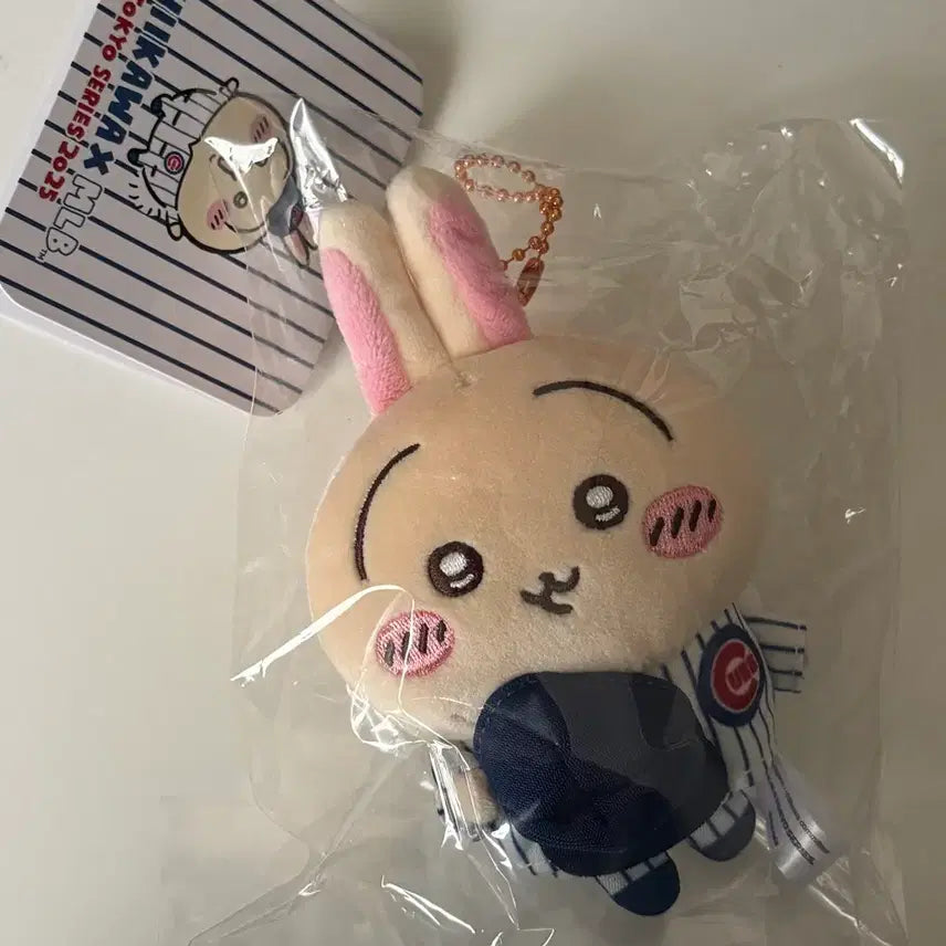 [BUNJANG] Chiikawa x MLB Tokyo Series 2025 Usagi Mascot Doll / 치이카와 MLB 도쿄 시리즈 2025 마스코트 인형 우사기
