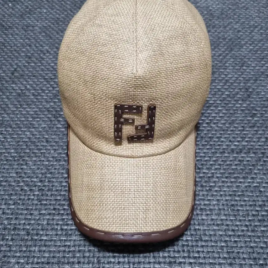 [BUNJANG] Fendi Baseball Cap / 펜디 모자 볼캡