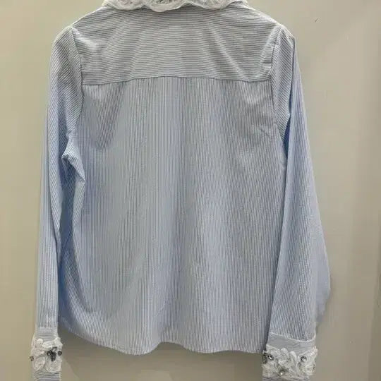 [BUNJANG] Miu Striped Lace Detail Shirt / 뮤 셔츠