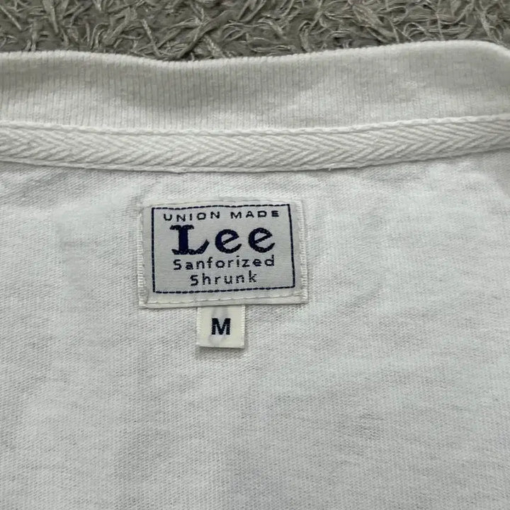 [BUNJANG] Lee-Ri Graphic Print T-Shirt / [100] lee리 반팔티