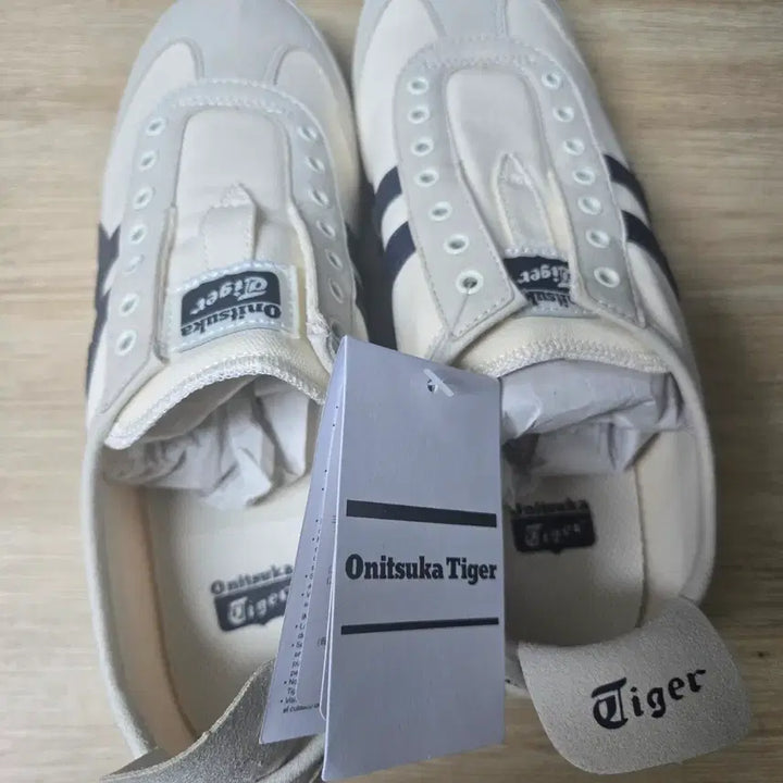 [SOLD OUT] [새제품]오니츠카타이거 멕시코 66 슬립온 베이지 265mm