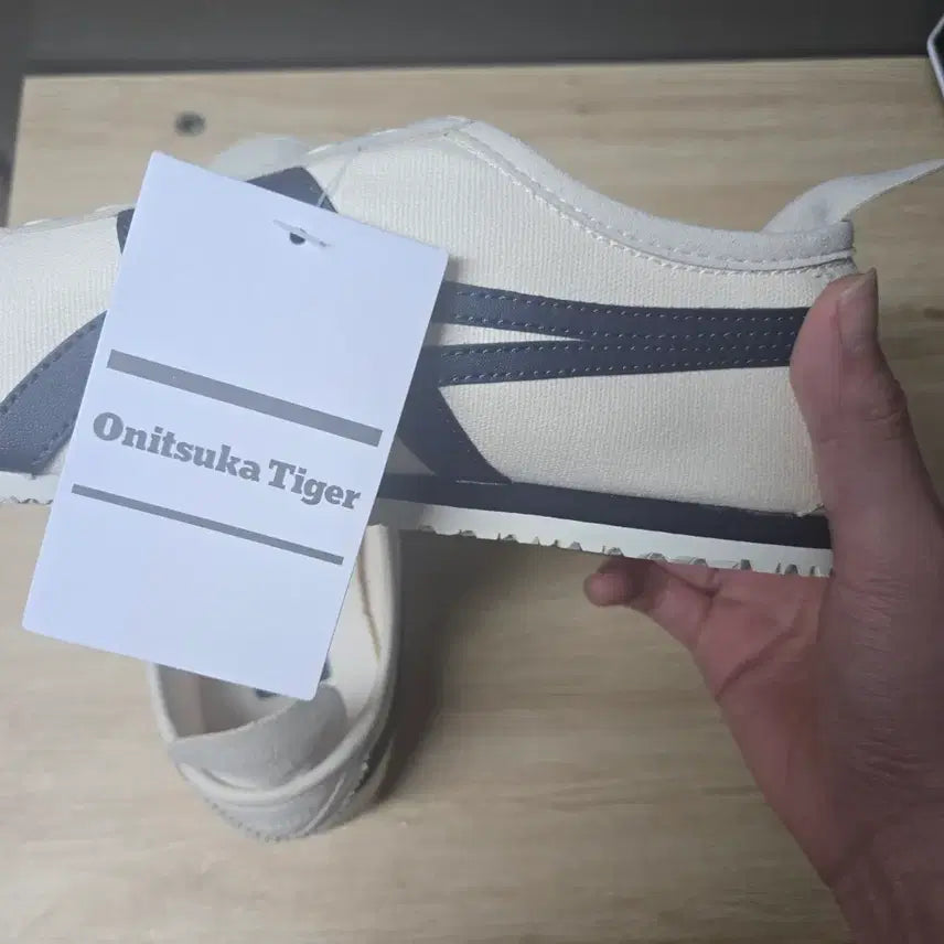[SOLD OUT] [새제품]오니츠카타이거 멕시코 66 슬립온 베이지 265mm