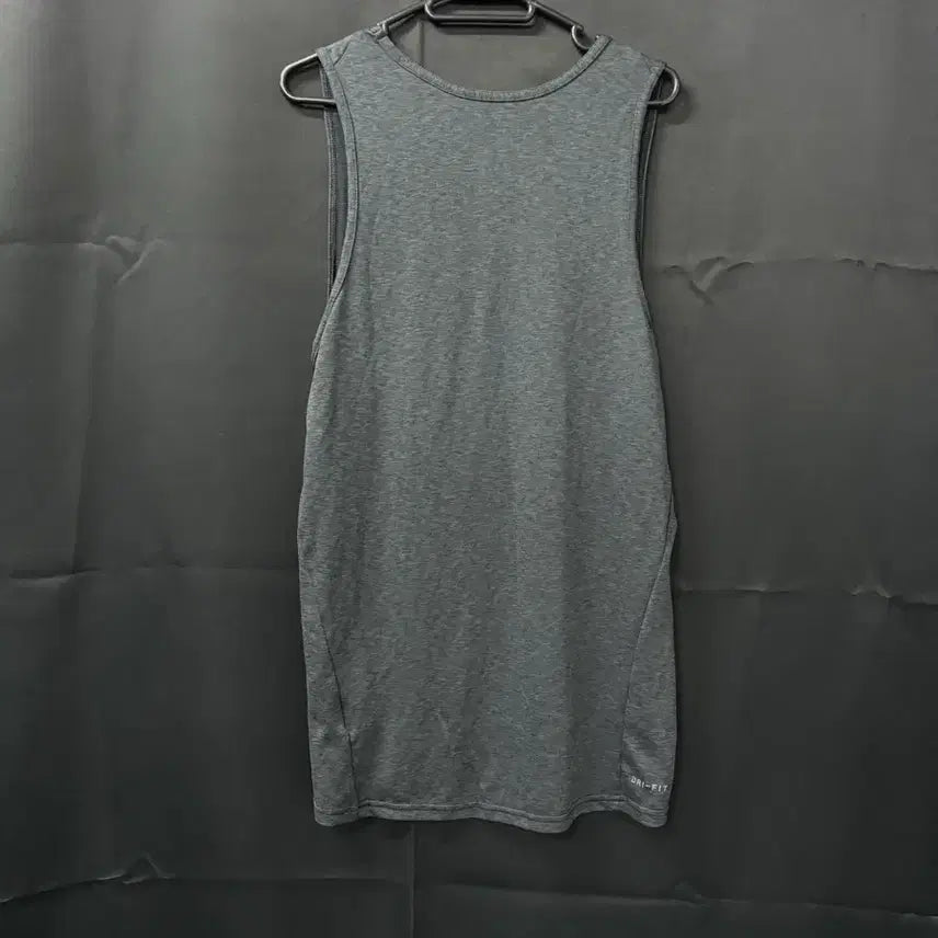 [BUNJANG] Nike Dri-FIT Sleeveless Top (Size S) / 나이키 새상품 드라이핏 나시