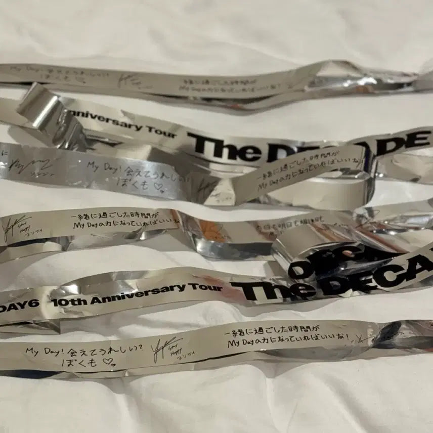 [BUNJANG] Day6 Decade Japan Concert Handwritten Signed Confetti Set / 데이식스 데케이드 일본 콘서트 손글씨 싸인 컨페티