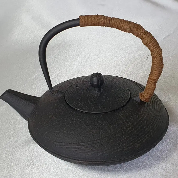 [BUNJANG] Antique Cast Iron Teapot Southern Ironware Style / 엔틱 무쇠 주전자 / 남부철기 스타일 (1300g 묵직한 무게)
