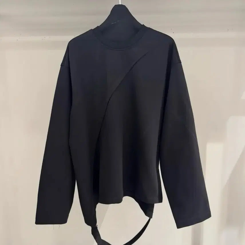 [BUNJANG] Songzio 25FW Elliot Emil Body Code Sweatshirt Size 46 / 25FW 송지오 엘리엇 에밀 바디 코드 스웻 46사이즈
