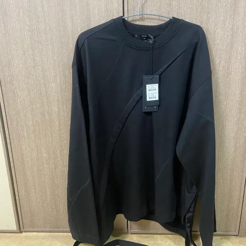 [BUNJANG] Songzio 25FW Elliot Emil Body Code Sweatshirt Size 46 / 25FW 송지오 엘리엇 에밀 바디 코드 스웻 46사이즈