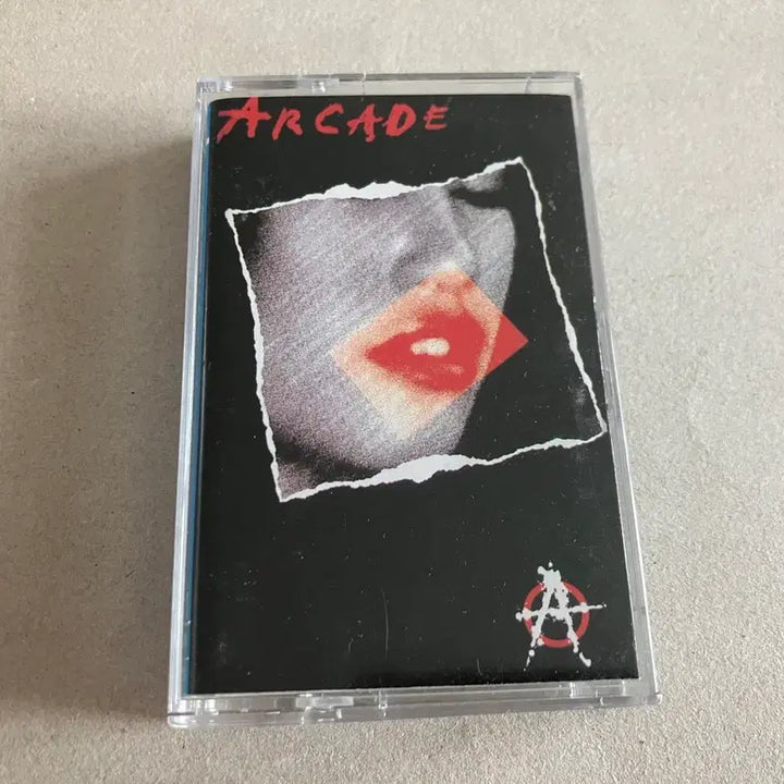 [BUNJANG] Arcade Glam Metal Superband Cassette Tape / 아케이드 Arcade 미국의 글램 메탈 슈퍼밴드 라이센스 카세트테이프