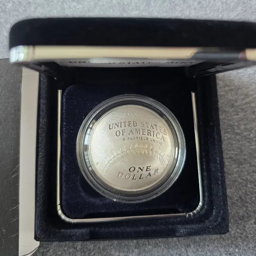 [BUNJANG] 2014 National Baseball Hall of Fame Commemorative Silver Coin / 2014 미국 야구 명예의 전당 기념 은화