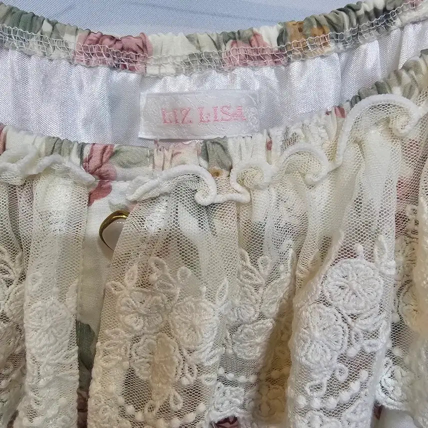 [BUNJANG] Liz Lisa Floral Lace Blouse / LIZ LISA  리즈리사 플로럴 레이스 블라우스