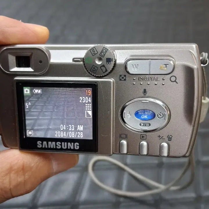 [BUNJANG] Samsung Kenox D401 Digital Camera / 삼성 케녹스 D401 디지털 카메라