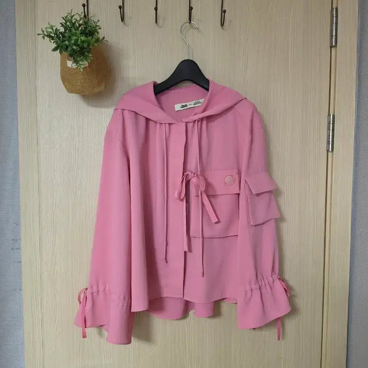 [BUNJANG] Lucky Chouette Hooded Jumper / 럭키슈에뜨  후드 점퍼