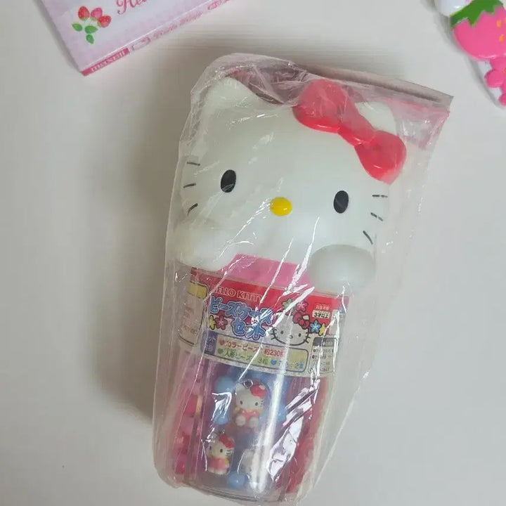 [BUNJANG] Classic Kitty Figure Beads Set Storage Case / 고전키티 피규어 비즈세트 보관함 케이스 통