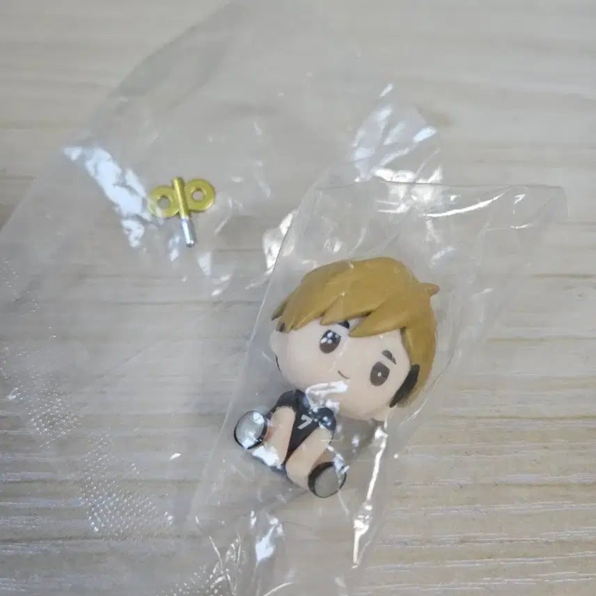 [BUNJANG] Haikyuu!! Miya Atsumu Spring Action Figure / 하이큐 미야 아츠무 태엽 피규어