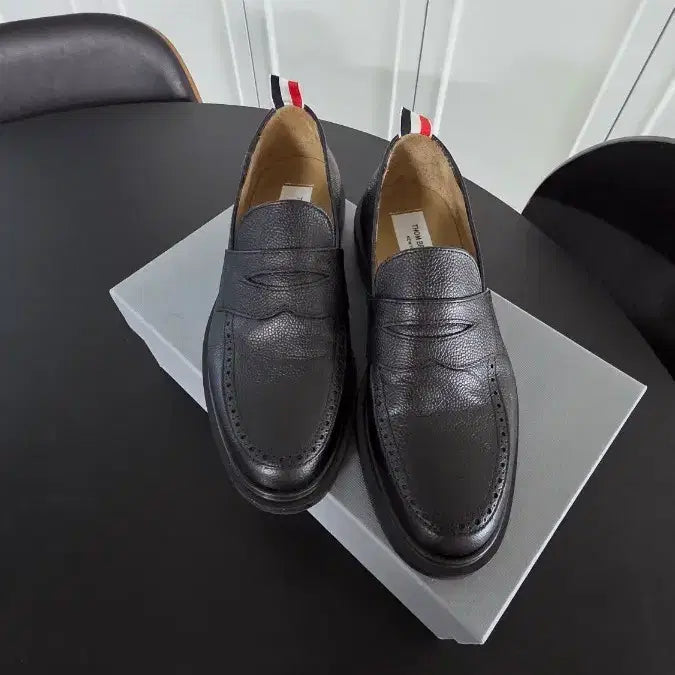 [BUNJANG] Thom Browne Penny Loafers Black / (8사이즈) 톰브라운 페니 로퍼 블랙