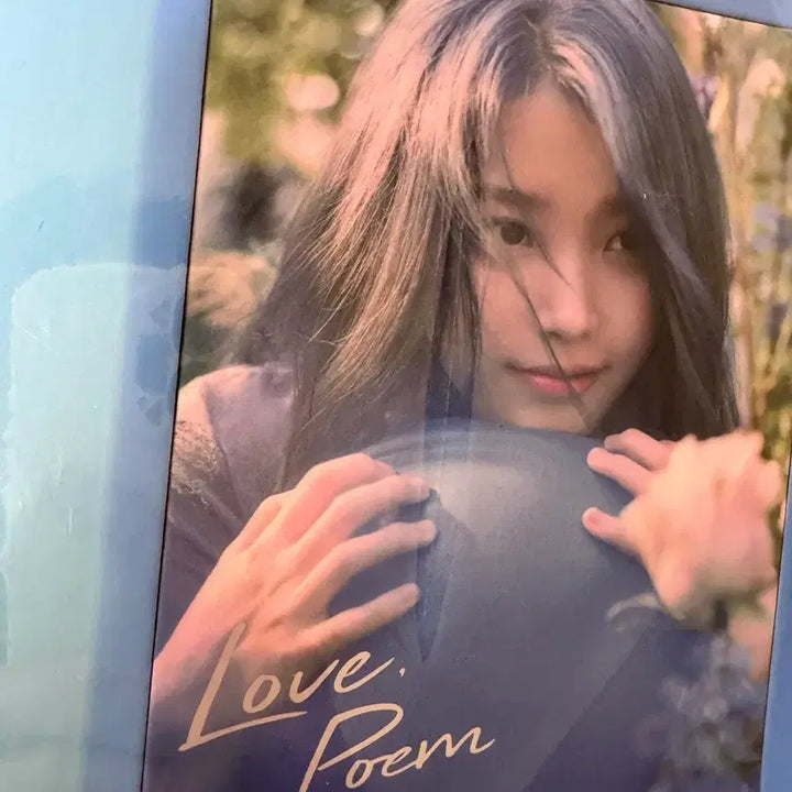 [BUNJANG] IU 2019 Love Poem Concert Blu-ray / IU 2019 Love Poem 콘서트 블루레이