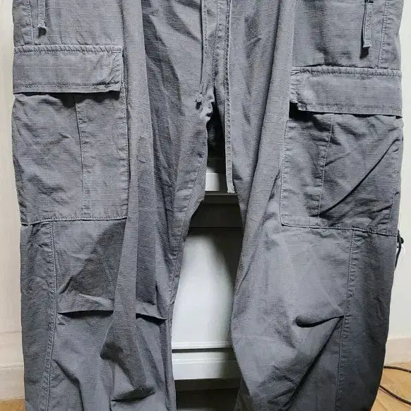 [BUNJANG] Carhartt Grey Cargo Jogger Pants / 칼하트 그레이 카고 조거팬