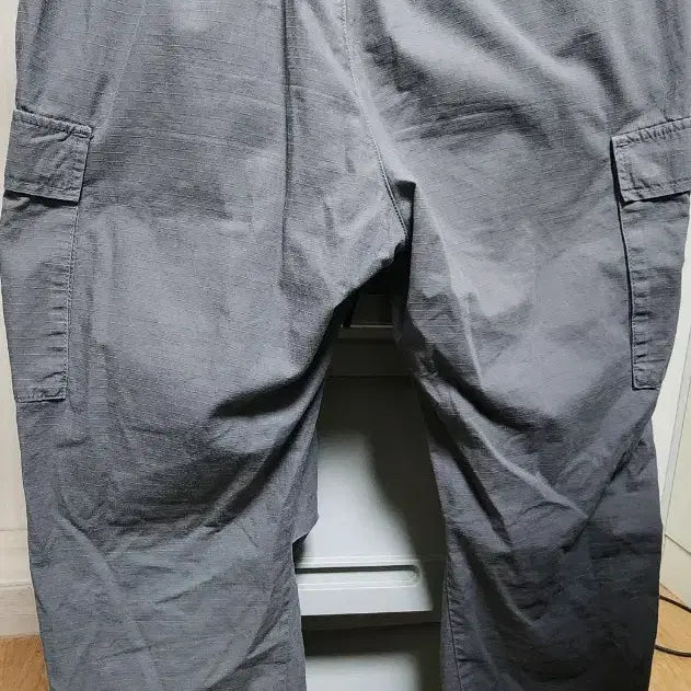 [BUNJANG] Carhartt Grey Cargo Jogger Pants / 칼하트 그레이 카고 조거팬