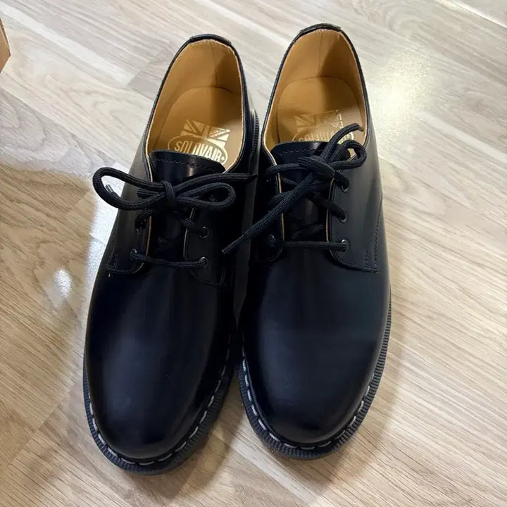 [BUNJANG] Solovair 3 Eye Gibson Black Shoes / 솔로베어 3아이 깁슨 블랙 슈즈