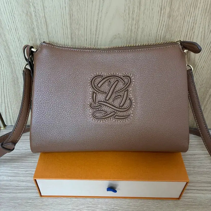 [BUNJANG] Louis Quatorze Women&