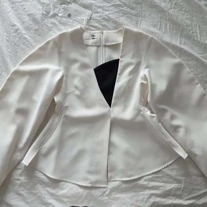 [BUNJANG] Recto White S-Size Blouse / 새상품) 렉토 블라우스 S사이즈