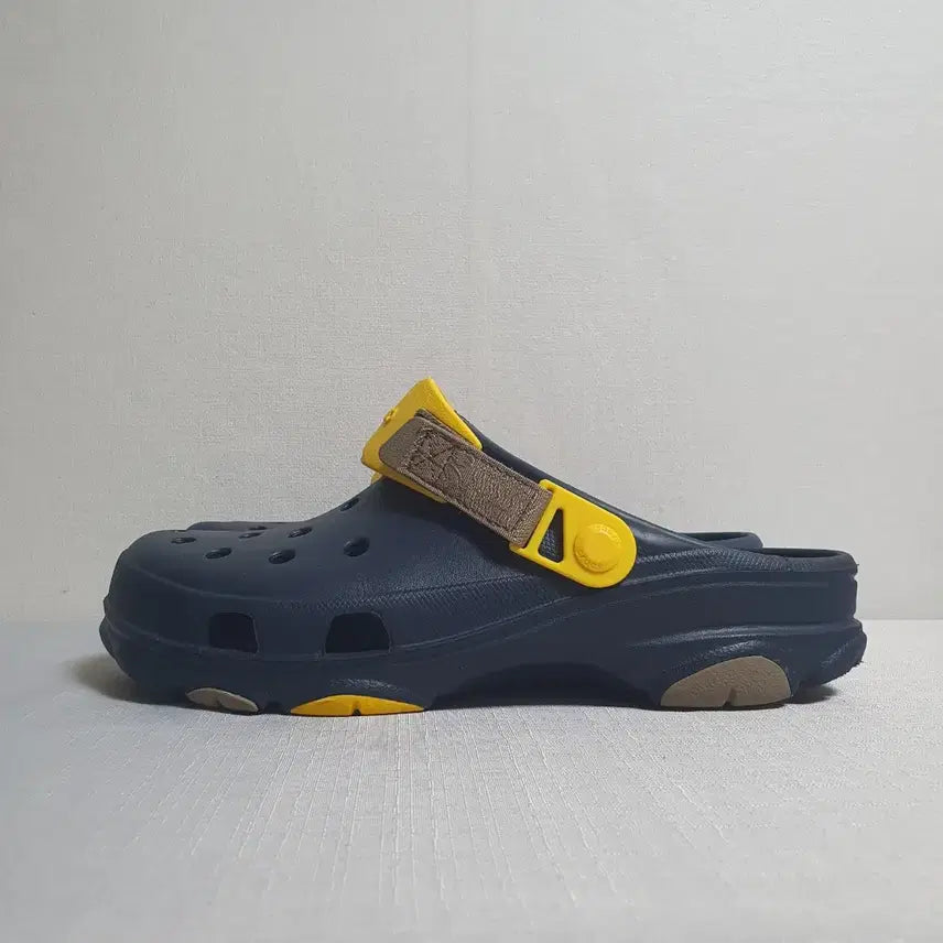[BUNJANG] Crocs Classic All Terrain Clog Black Men&