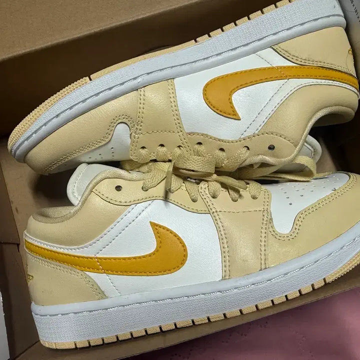 [BUNJANG] Nike Air Jordan 1 Low (DC0774-170) New / 나이키 에어조던1 로우 230 //DC0774-170 새재품