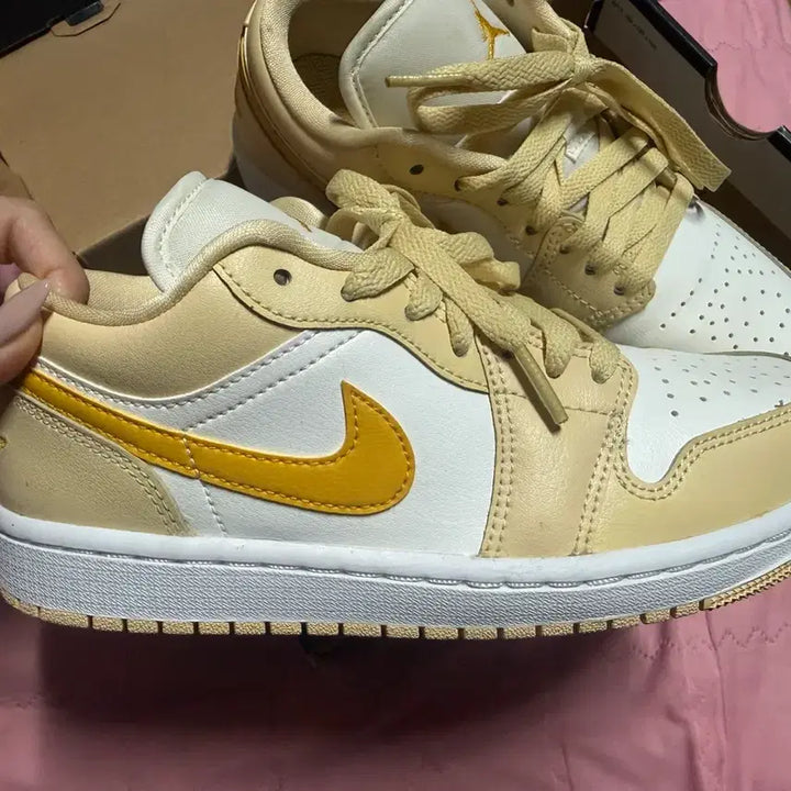 [BUNJANG] Nike Air Jordan 1 Low (DC0774-170) New / 나이키 에어조던1 로우 230 //DC0774-170 새재품