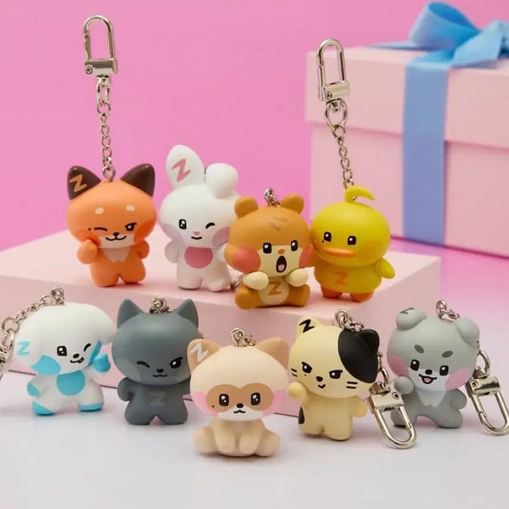 [BUNJANG] ZEROBASEONE Zeroni Gyunini Homeparty Figure Keyring / 제로니 규니니 홈파티 피규어 키링