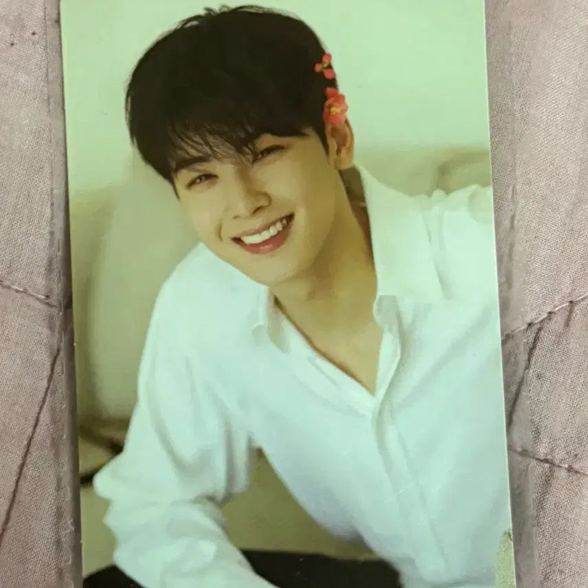 [BUNJANG] Astro Cha Eun Woo Photocard / 아스트로 차은우 포카 판매합니다.
