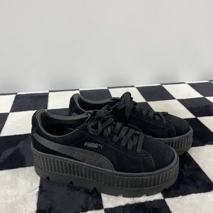 [BUNJANG] Puma x Rihanna Fenty Cleat Creeper Shoes / 565) 퓨마 x 리한나 펜티 클리트 크리퍼 235mm