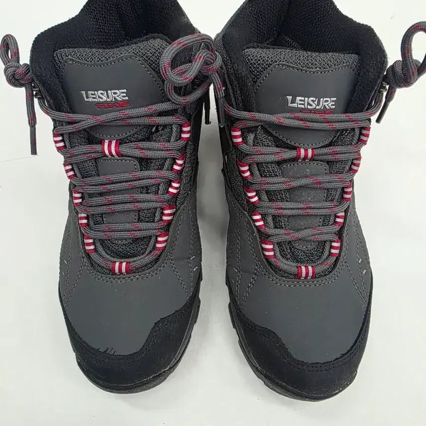 [BUNJANG] Leisure Time Hiking/Trekking Shoes (Size 260) / 레저타임 등산화/트레킹화(260)