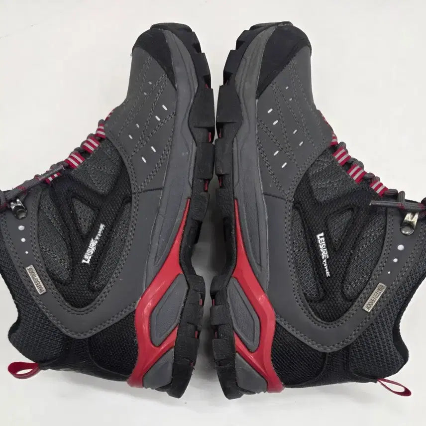 [BUNJANG] Leisure Time Hiking/Trekking Shoes (Size 260) / 레저타임 등산화/트레킹화(260)