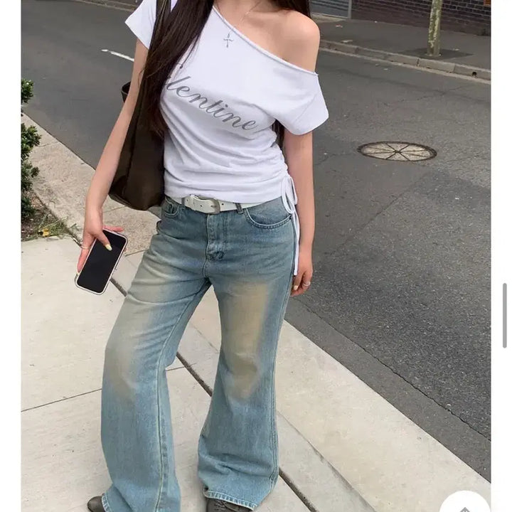[BUNJANG] Baydely Off-Shoulder T-Shirt White / (한번착용) 지그재그 베이델리 오프숄더 티셔츠 화이트