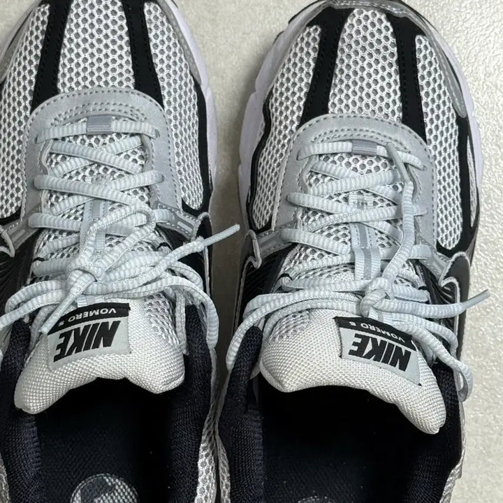 [BUNJANG] Nike Zoom Vomero 5 Sneakers / 나이키 줌 보메로 5 운동화