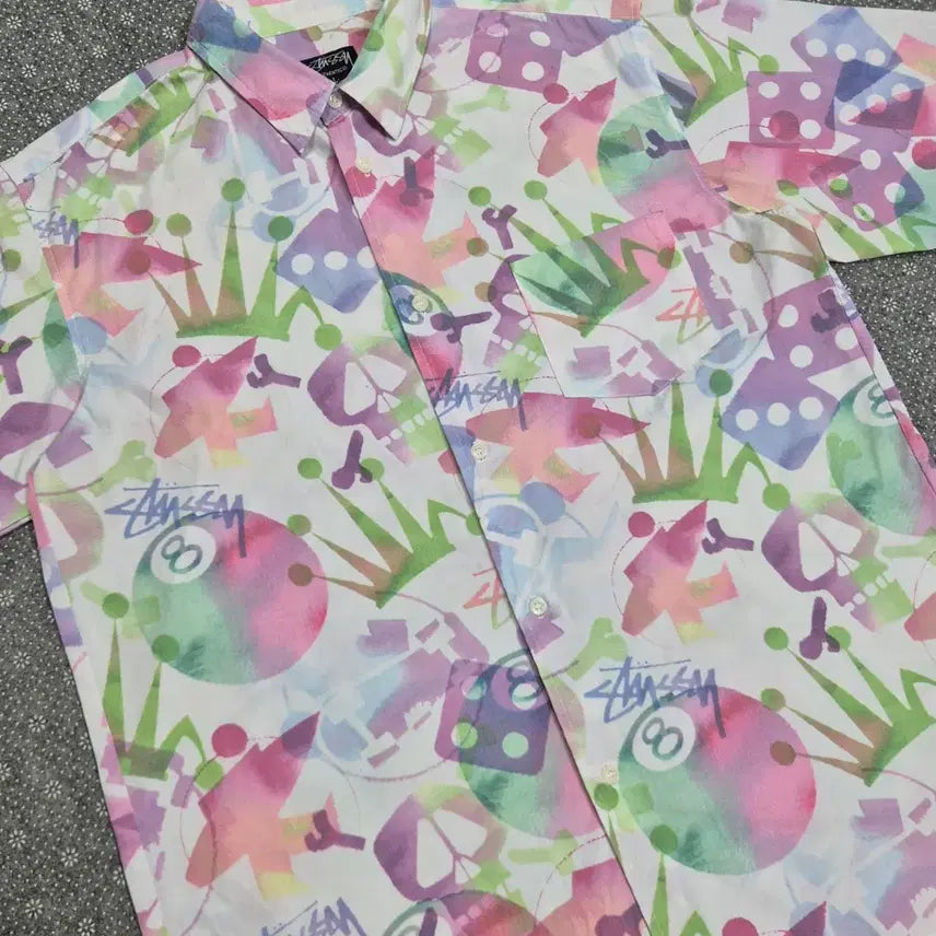 [BUNJANG] Stussy 8-Ball, Dice, Crown, Skull, Surfman Graphic Print Shirt / [L]스트시 프린트 셔츠 -779