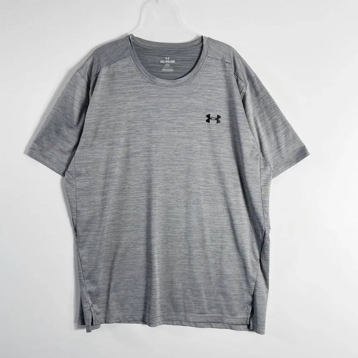 [BUNJANG] Under Armour Sports T-Shirt Size 110 / F2 언더아머 스포츠 반팔셔츠3 110사이즈