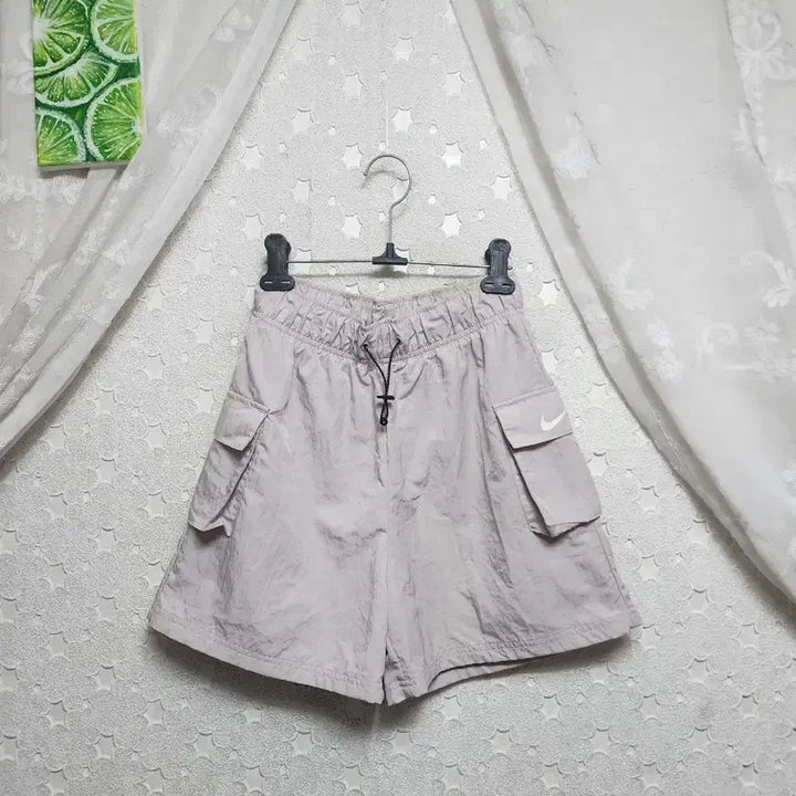 [SOLD OUT] 나이키 우븐반바지 여성xs
