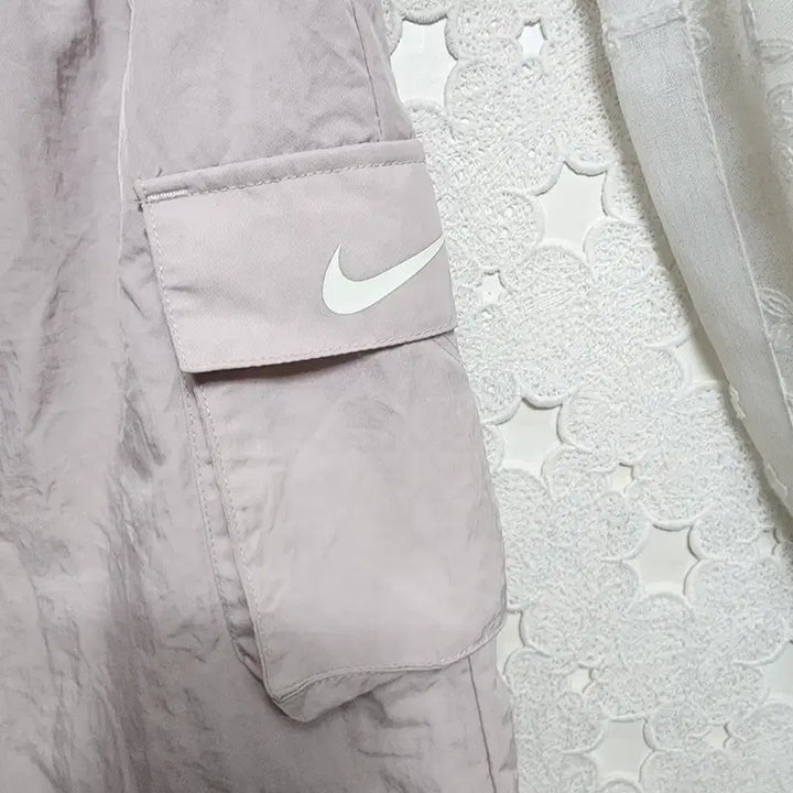 [SOLD OUT] 나이키 우븐반바지 여성xs