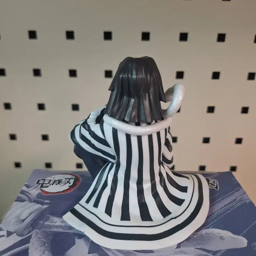[BUNJANG] Kimetsu no Yaiba Iguro Obanai Figure / 귀멸의 칼날 이구로 오바나이 피규어 쵸코노세