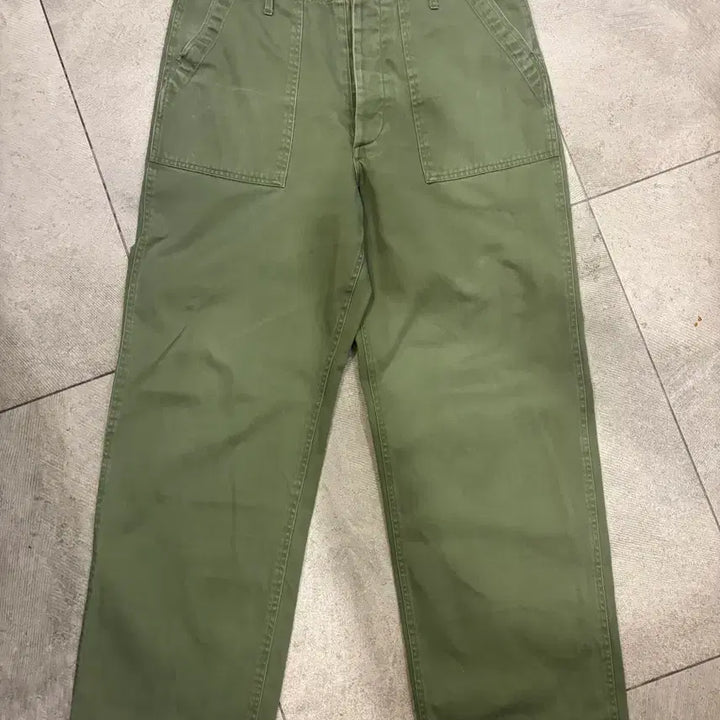 [SOLD OUT] us army og-107 fatigue pants 전기형 medium