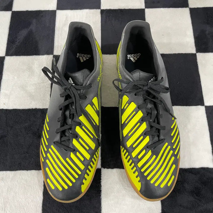 [BUNJANG] Adidas Predator Absolado Resell Zone Soccer Shoes 280mm / 566) 아디다스 프레데터 앱솔라도 리셀존 축구화 280mm