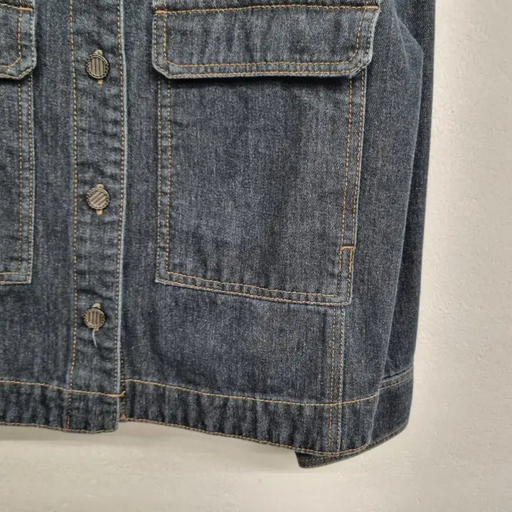 [BUNJANG] The Izel Washed Denim Jacket (Women&