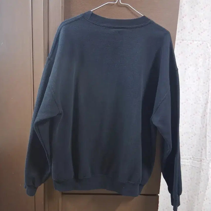 [BUNJANG] Gildan Black Sweatshirt L / GILDAN  블랙 맨투맨 티셔츠(L)