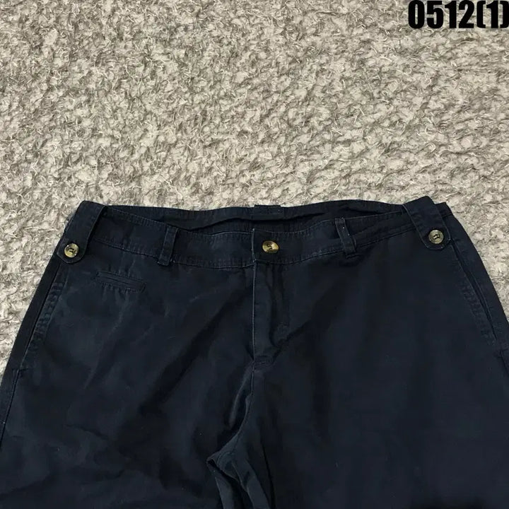 [BUNJANG] Limpid Navy Button Detail 5-Length Shorts (Size L) / Limpid 네이비 버튼 디테일 5부 반바지 L